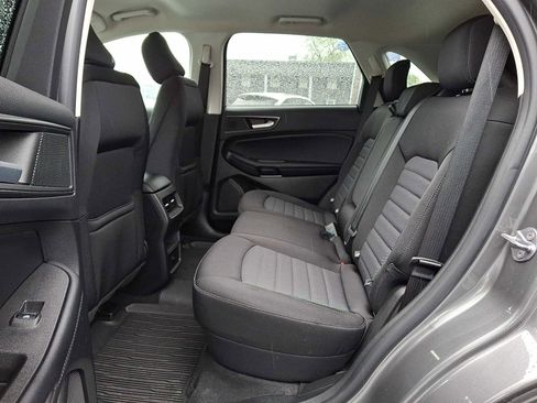 Used 2023 Ford Edge SE AWD/4WD image 10