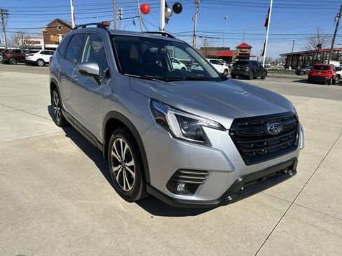 Used 2024 Subaru Forester Limited image 11