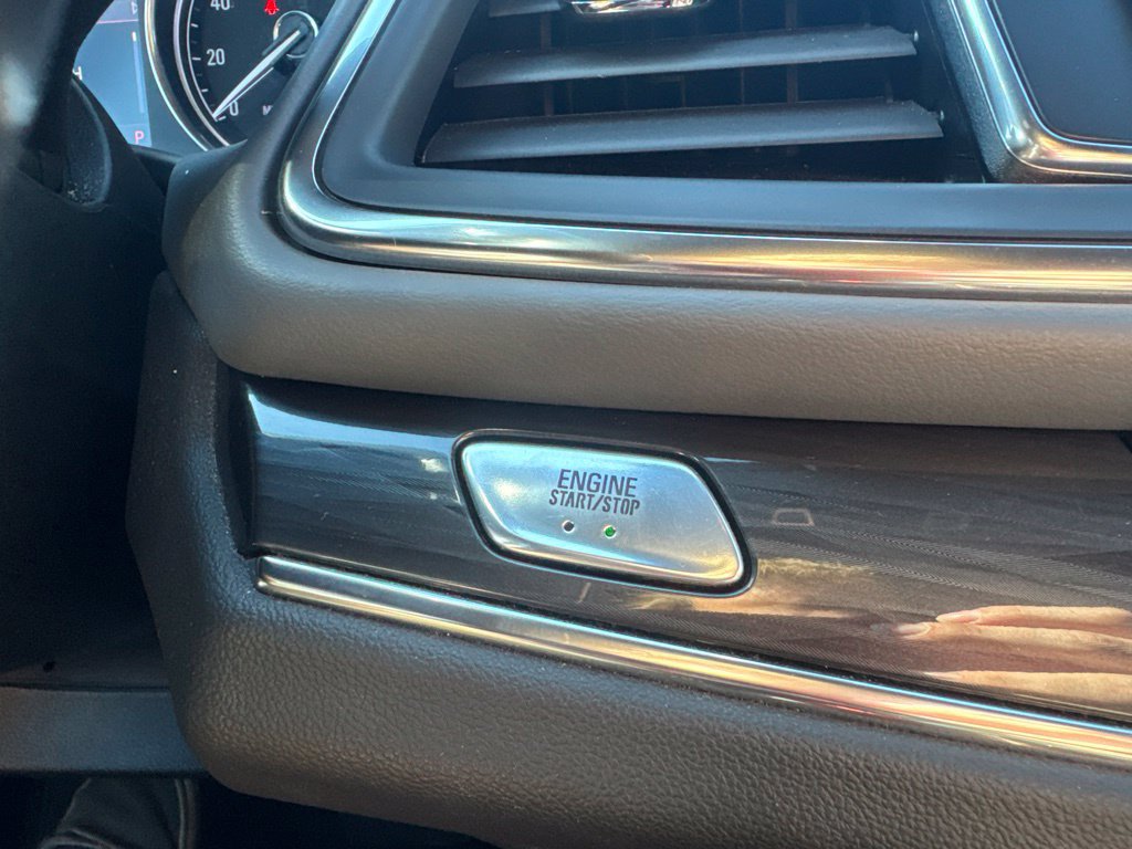 Used 2023 Buick Enclave Essence FWD image 26