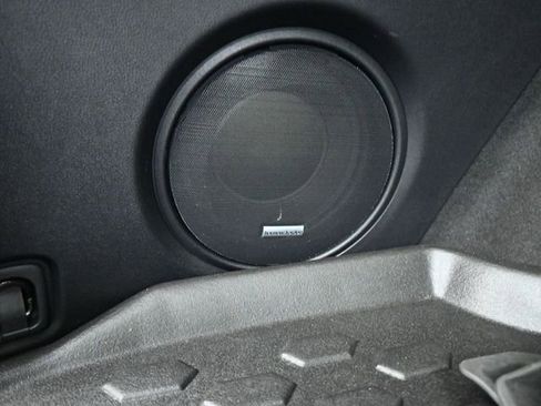 Used 2022 Subaru Outback Limited image 29