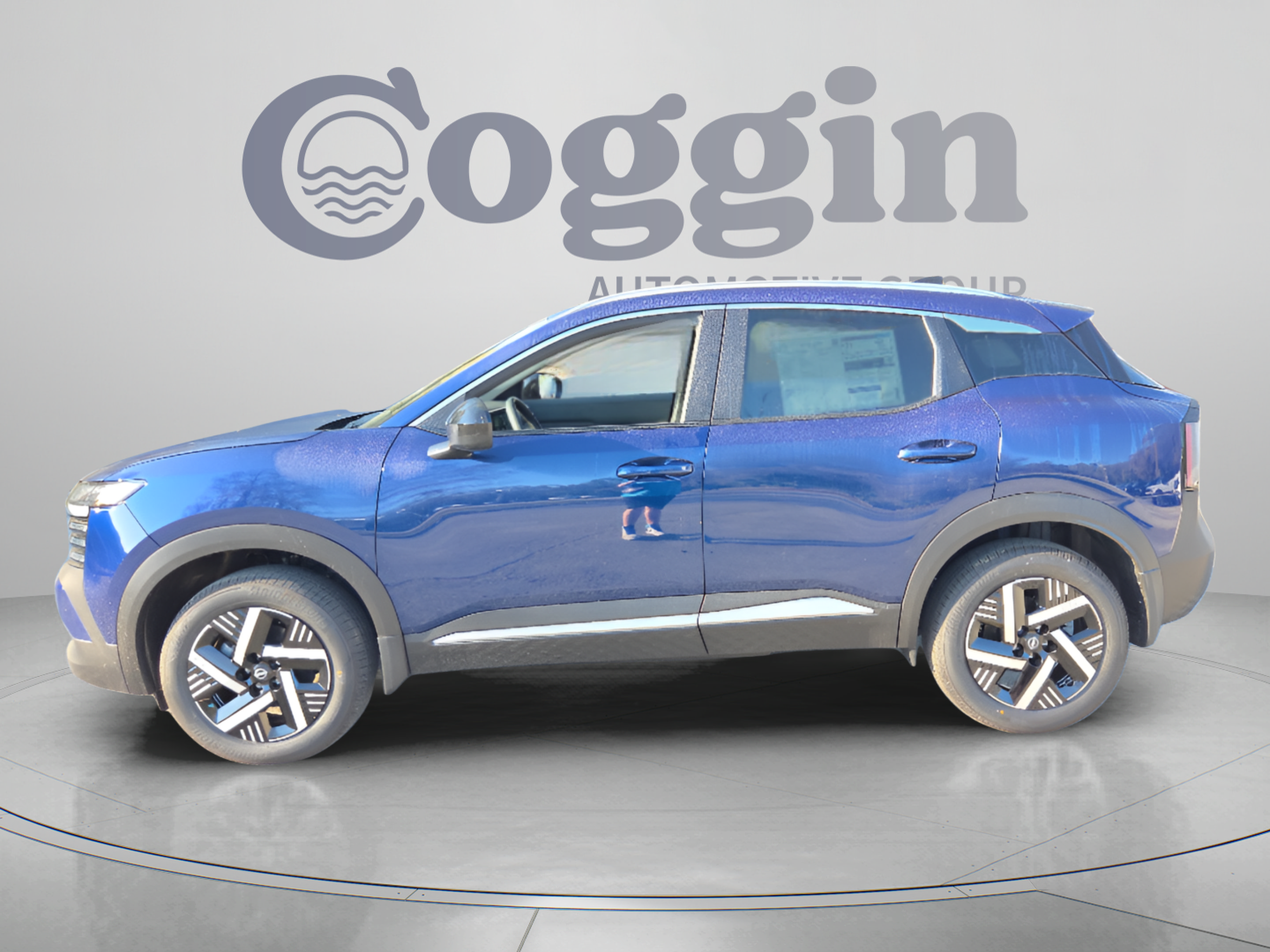 Used 2026 Nissan Kicks SV FWD image 2