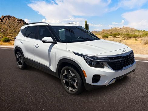 Certified 2024 Kia Seltos EX FWD image 1