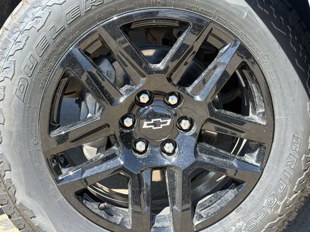 Certified 2026 Chevrolet Silverado 1500 LT AWD/4WD image 11