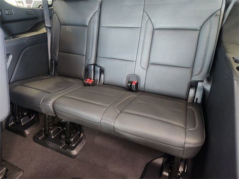 Certified 2025 GMC Yukon Denali image 13