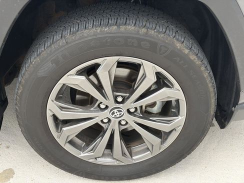 Used 2024 Toyota RAV4 XLE Premium w/ Weather Package image 21