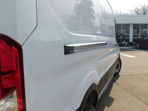 Used 2023 Ford Transit 250 Medium Roof w/ Load Area Protection Package image 10