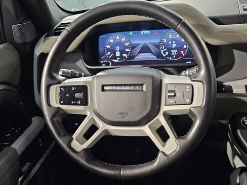 Used 2020 Land Rover Defender 110 HSE AWD/4WD image 27