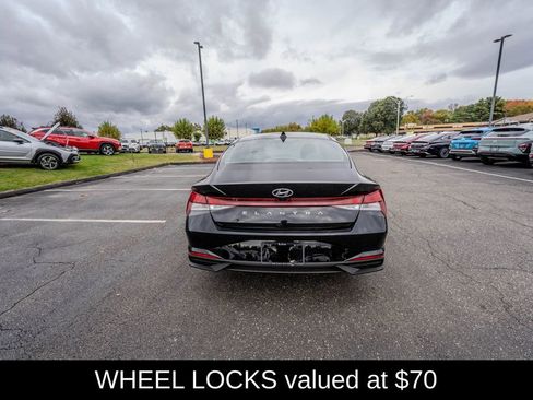 Certified 2023 Hyundai Elantra SEL w/ Convenience Package image 6