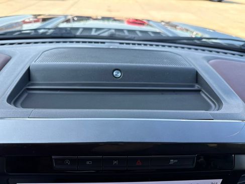 Used 2021 Ford F150 Lariat w/ Equipment Group 502A High AWD/4WD image 16