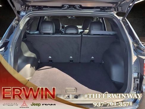 Used 2024 Jeep Compass Limited AWD/4WD image 10