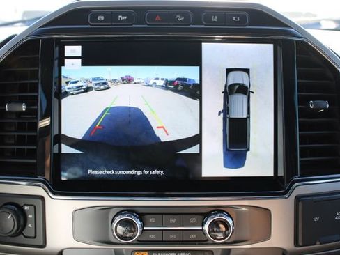 Used 2022 Ford F350 Lariat w/ Chrome Package image 25