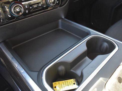 Used 2024 Chevrolet Silverado 2500 LT image 30