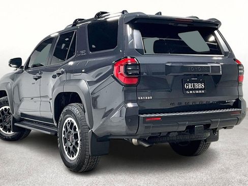 Used 2025 Toyota 4Runner TRD Off-Road AWD/4WD image 15