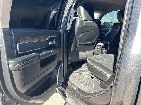 Used 2019 RAM 2500 Laramie AWD/4WD image 10
