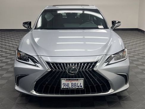 Certified 2023 Lexus ES 350 w/ Premium Package FWD image 3