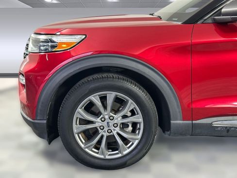 Used 2020 Ford Explorer XLT w/ Equipment Group 202A image 10