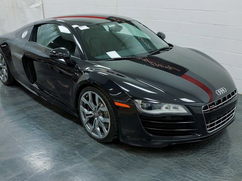 Used 2011 Audi R8 V10 image 49