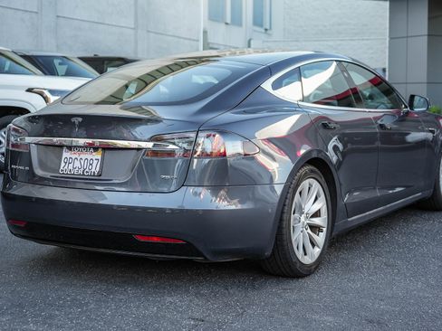 Used 2018 Tesla Model S 75D image 9