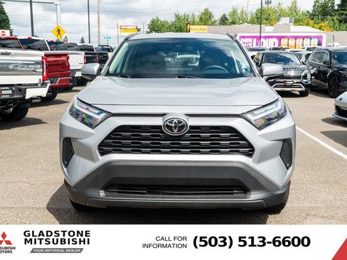 Used 2023 Toyota RAV4 XLE AWD/4WD image 2