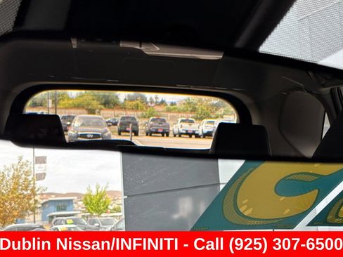Used 2025 Toyota RAV4 XLE AWD/4WD image 26