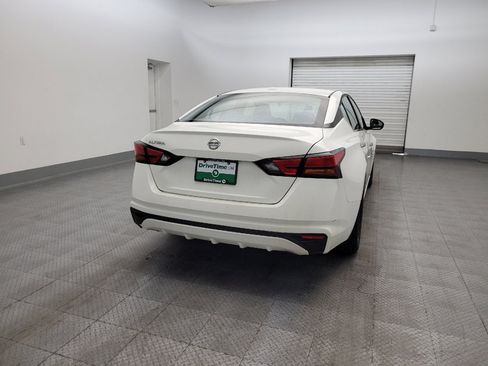 Used 2019 Nissan Altima 2.5 S FWD image 7