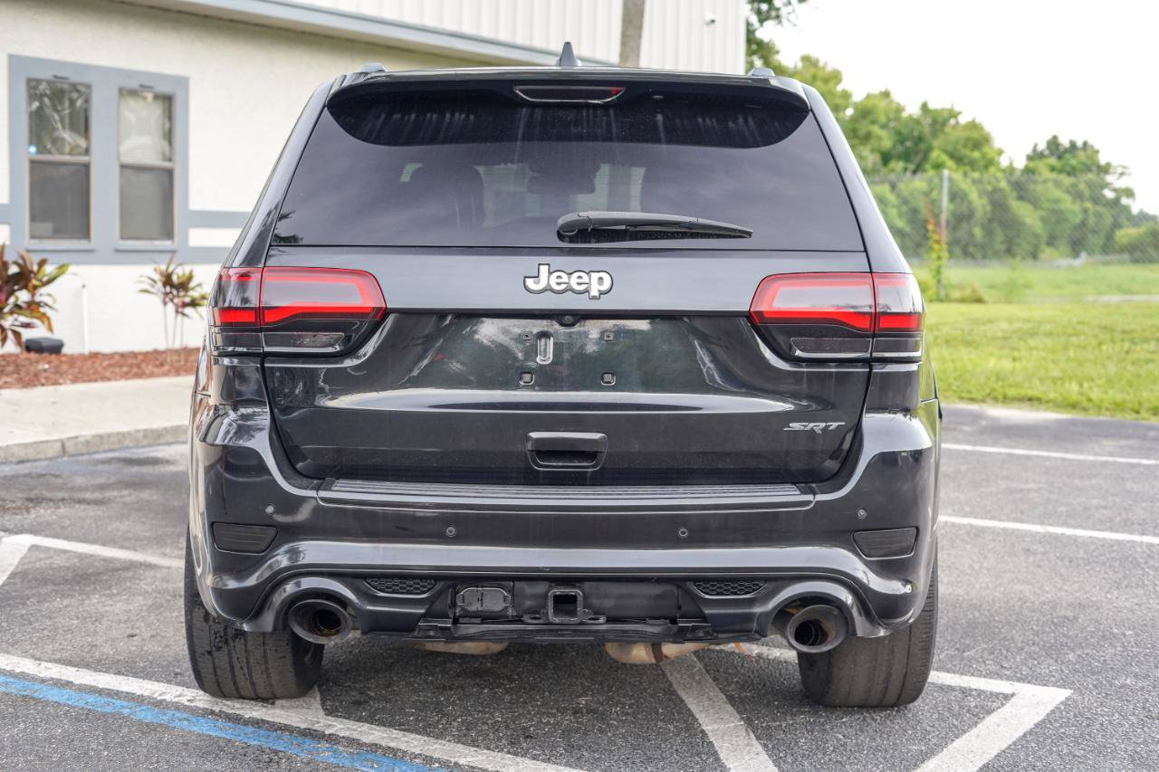 Used 2014 Jeep Grand Cherokee SRT8 w/ Luxury Group II AWD/4WD image 5