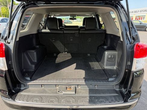 Used 2012 Toyota 4Runner Limited AWD/4WD image 22