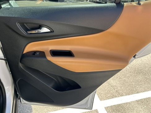 Used 2018 Chevrolet Equinox Premier image 45