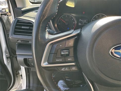 Used 2018 Subaru Crosstrek 2.0i Premium w/ Moonroof Package image 28