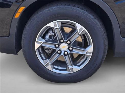 Used 2025 Chevrolet Blazer LT AWD/4WD image 23