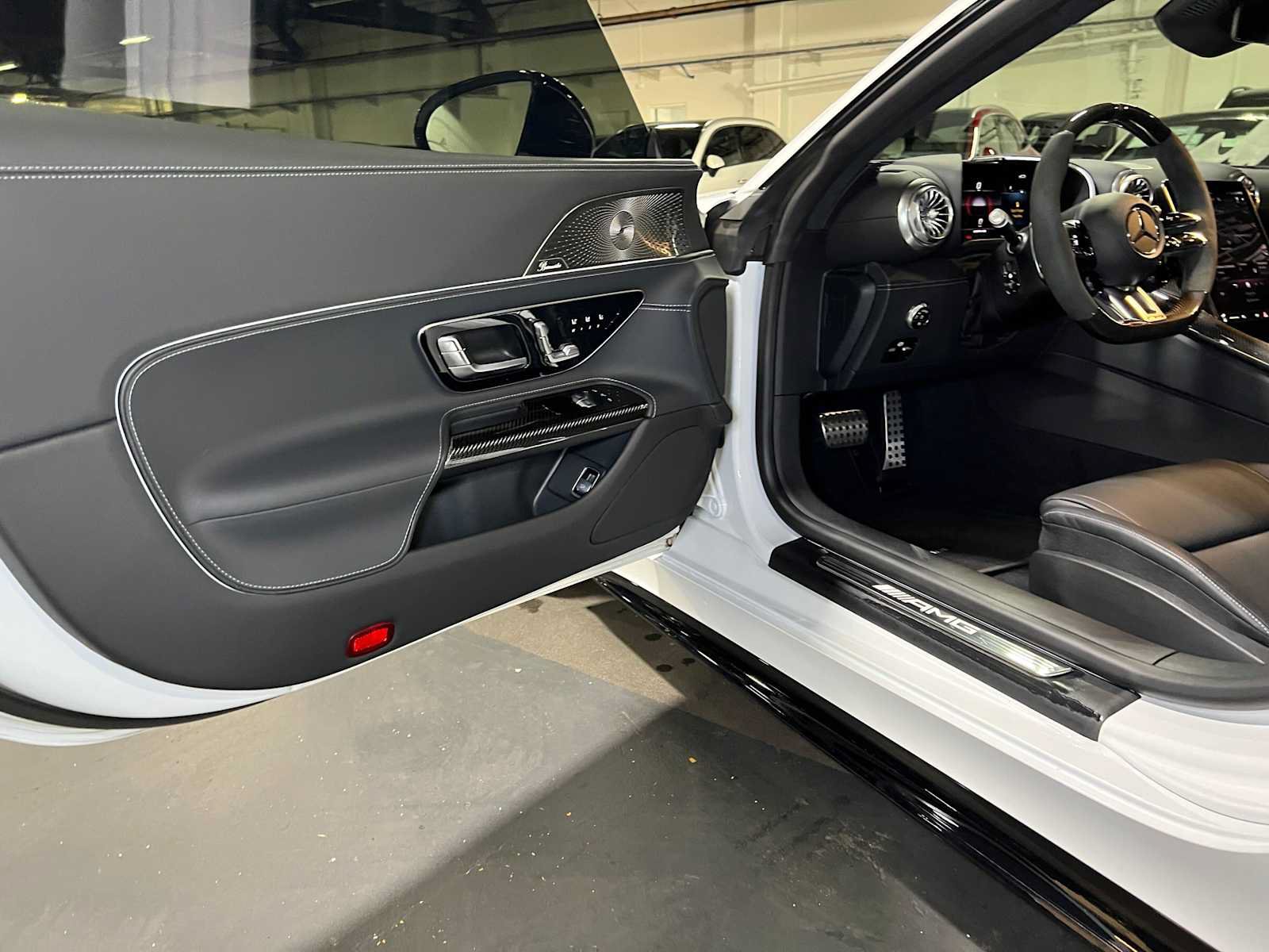Used 2024 Mercedes-Benz AMG GT 63 image 19