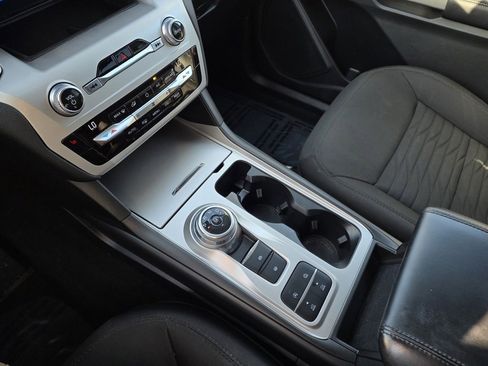 Used 2021 Ford Explorer XLT w/ Class III Trailer Tow Package image 19