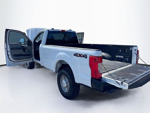 Used 2021 Ford F250 XL w/ Power Equipment Group AWD/4WD image 33
