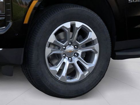 New 2026 Chevrolet Suburban LT w/ Comfort Package image 9