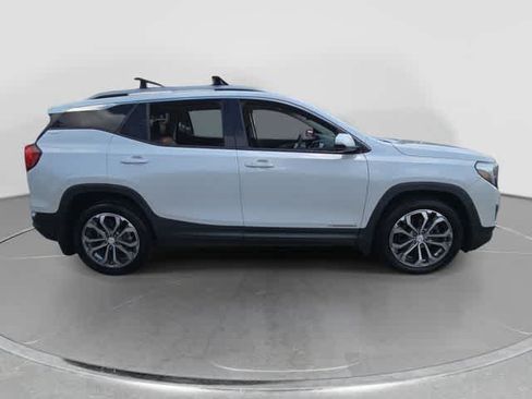 Used 2020 GMC Terrain SLT w/ Preferred Package AWD/4WD image 9