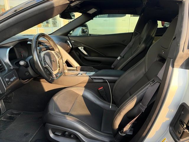 Used 2016 Chevrolet Corvette Z06 w/ 2LZ Preferred Equipment Group RWD image 9