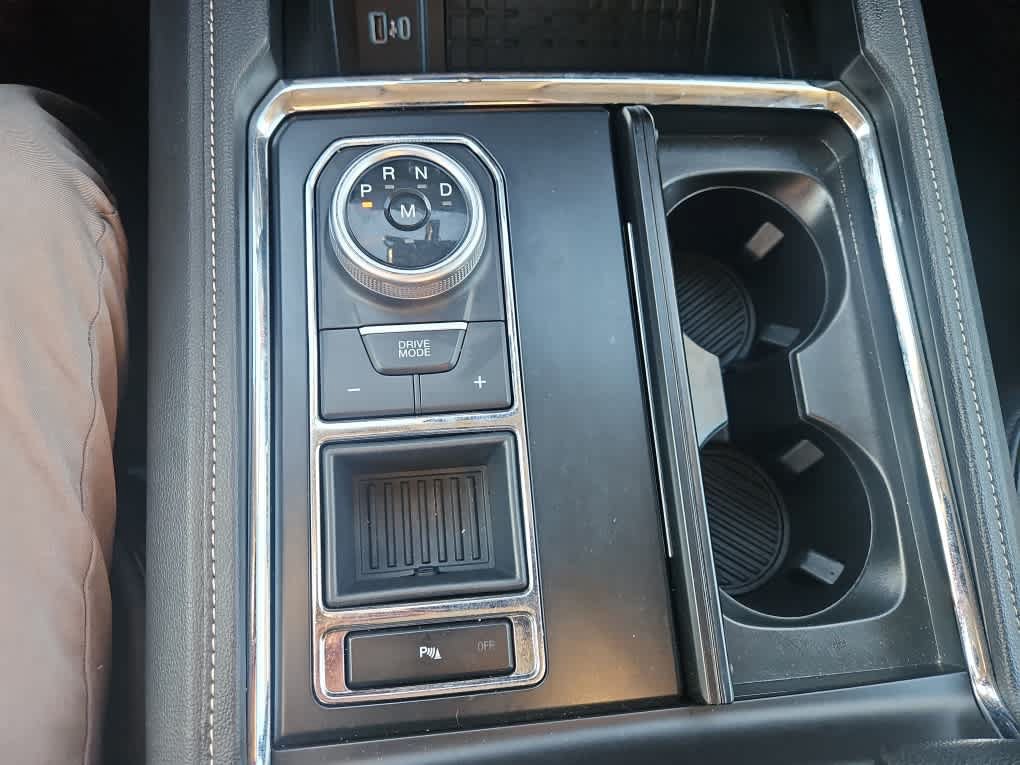 Used 2023 Ford Expedition XLT RWD image 19