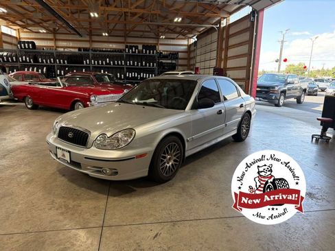 Used 2002 Hyundai Sonata GLS FWD image 1
