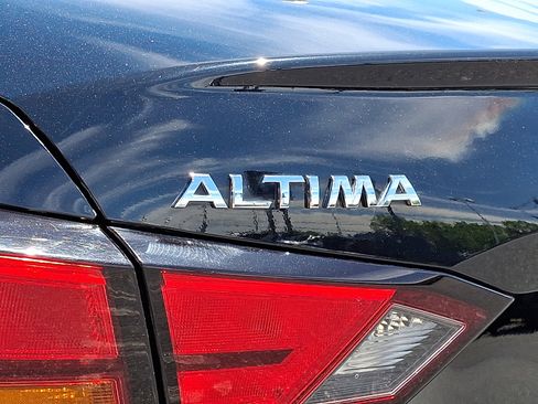 Used 2019 Nissan Altima 2.5 SR FWD image 30
