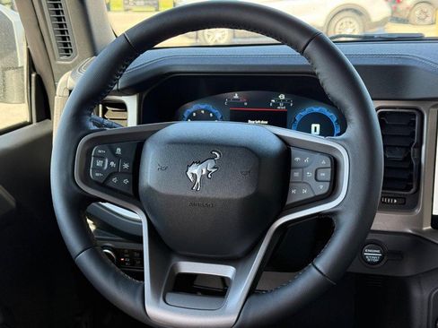 New 2026 Ford Bronco Outer Banks AWD/4WD image 7