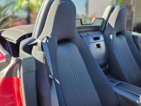 Used 2025 MAZDA MX-5 Miata Sport image 16