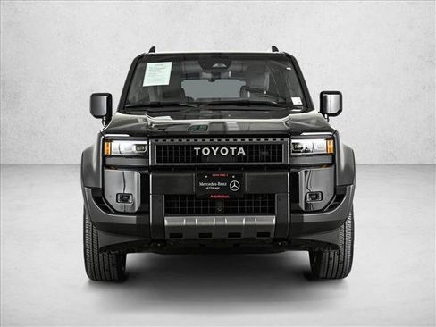 Used 2025 Toyota Land Cruiser image 2