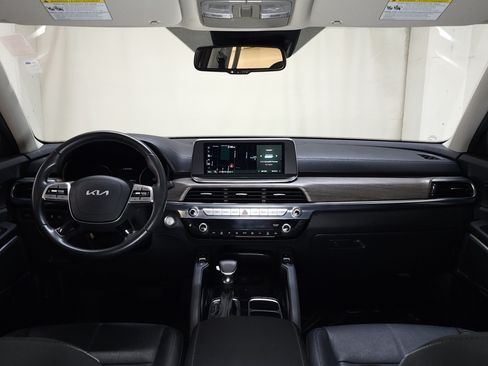 Used 2022 Kia Telluride EX AWD/4WD image 28