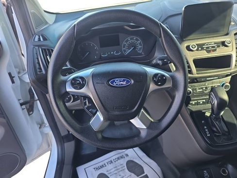 Used 2022 Ford Transit Connect XL image 13