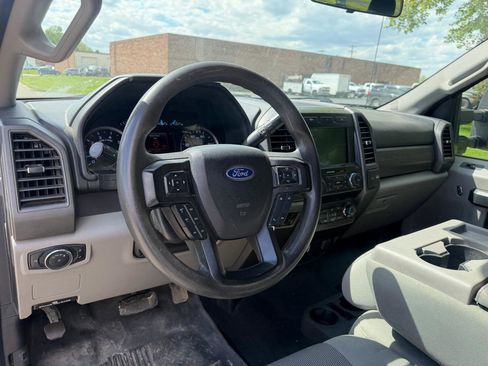 Used 2019 Ford F250 XL w/ STX Appearance Package AWD/4WD image 10