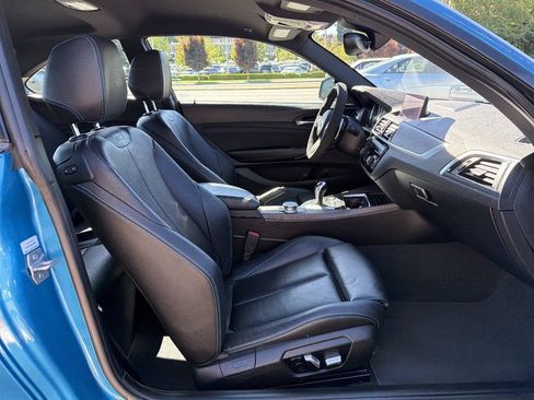 Used 2018 BMW M2 RWD image 24
