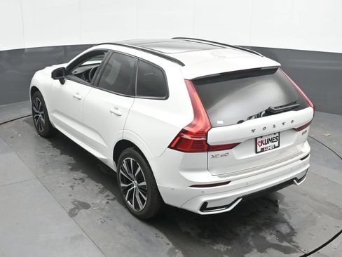 Used 2024 Volvo XC60 B5 Plus w/ Protection Package Premier image 38