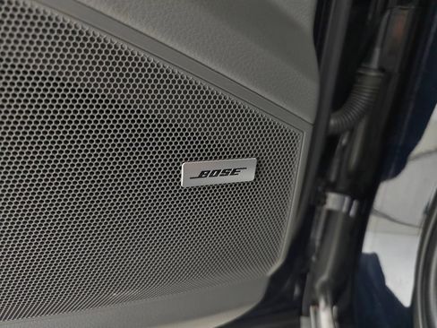 Used 2023 Porsche Cayenne Platinum Edition AWD/4WD image 13
