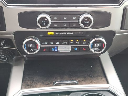 Used 2022 Ford F350 Lariat w/ Lariat Ultimate Package AWD/4WD image 21