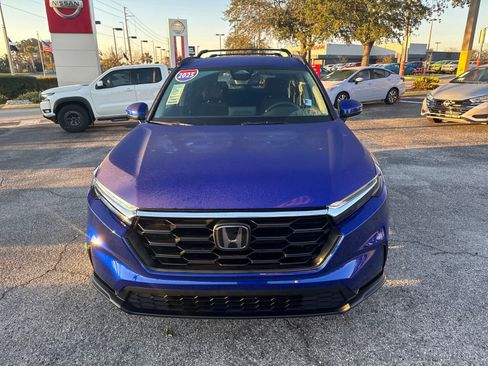 Used 2025 Honda CR-V LX image 4